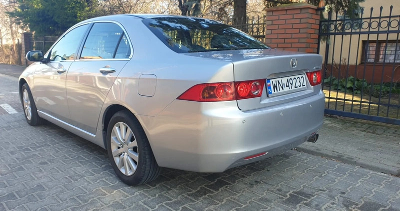 Honda Accord cena 15900 przebieg: 259000, rok produkcji 2004 z Pieniężno małe 379